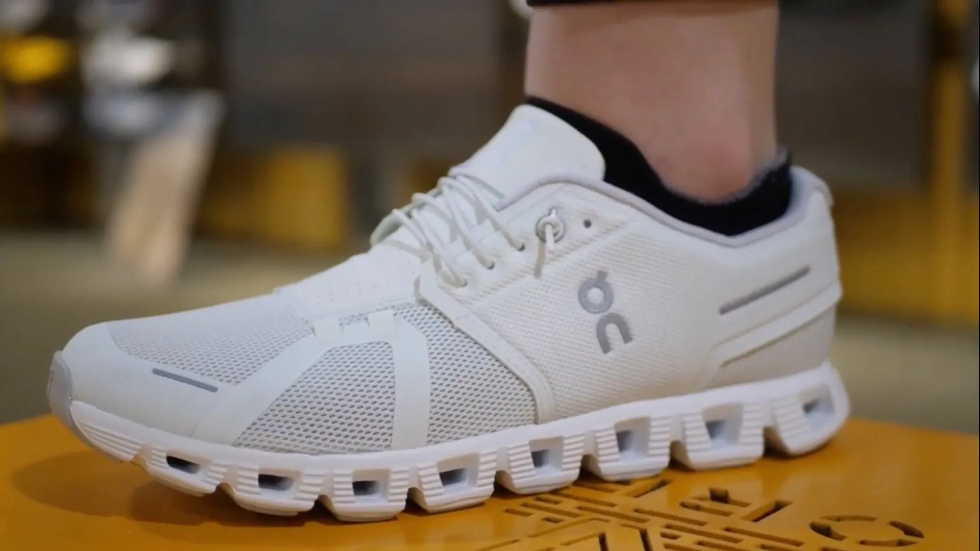 ON Cloud 5 - Pearl - White